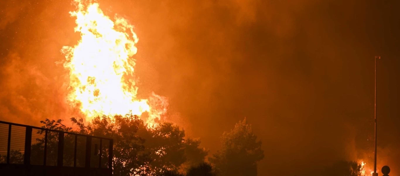 Φωτιά στην Μάνη: Καλυτερεύει η κατάσταση στην περιοχή - Ξεκίνησε η καταγραφή των ζημιών